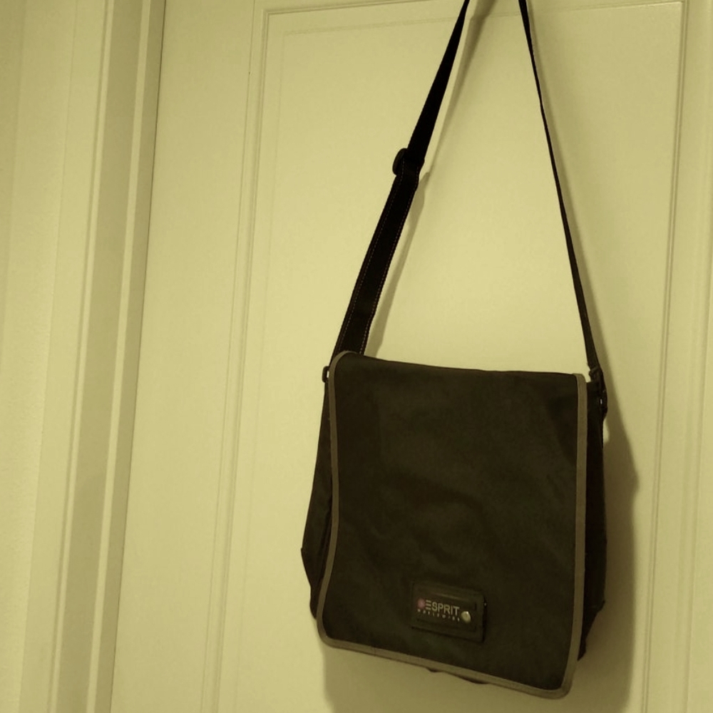 Vintage Esprit messenger bag